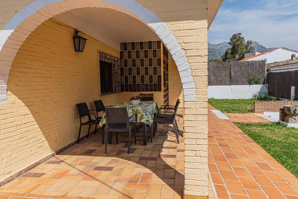 Casa La Albaida, Estacion De 코르테스데라프론테라 외부 사진